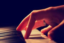 FB体育：[NBA]阿尔达马突破急停 金鸡独立跳投命中.